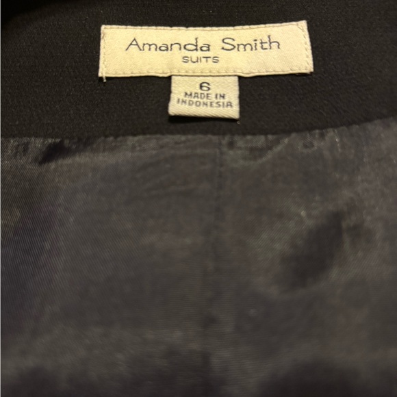 Amanda Smith Black Blazer with Satin Accent - Picture 3 of 8